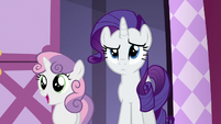 Rarity confused; Sweetie Belle pleasantly surprised S6E15