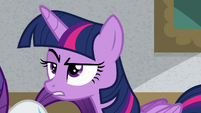 Twilight -threatened by the competition- S8E16