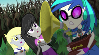 Derpy, DJ, and Octavia watch the brambles grow EG4