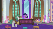 Professor Fossil addressing Twilight S8E21