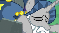 Star Swirl falls onto a Ponhenge pedestal S7E25