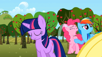 Twilight Pinkie crying S02E15