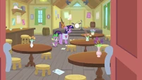 Twilight and Spike alone in music hall S9E5.png (929 KB)