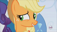 Applejack agreeing with Rarity S3E2