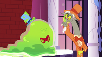 Discord touched by the Smooze's affection S5E7