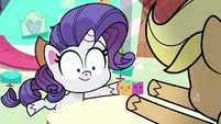 Rarity grabs Applejack's squishy cube PLS1E3b.png (663 KB)