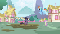 Raincloud over Twilight S1E1