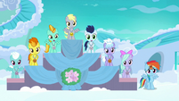 Filly Rainbow in last place at award ceremony S7E7