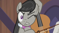 Octavia Melody wincing S5E9