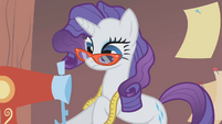 Rarity using sewing machine S1E14