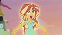Sunset Shimmer sings her heart out EG2.png (536 kio) Hier n'est pas Aujourd'hui