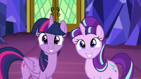 Twilight and Starlight smiling S5E26