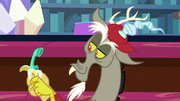 Discord unpeels his bananaphone S8E15