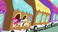 Everypony waving to Twilight S4E01