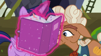 Ma Hooffield looking at Twilight's portfolio S5E23