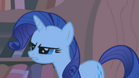 Rarity squinting madly S1E8