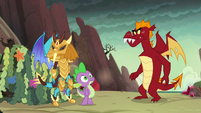 Spike steps between Ember and Garble S6E5