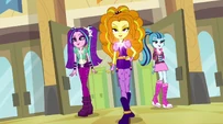 The Dazzlings enter the cafeteria EG2