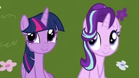 Twilight and Starlight eavesdrop on brunch ponies S7E14.png (778 KB)