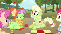 Young Granny Smith oops S3E8