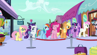 Main six and Twinkleshine about to board the train S03E11