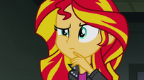 Sunset curious of the Dazzlings' behavior EG2