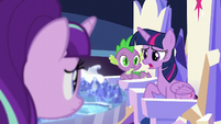 Twilight --how badly Equestria fared without...-- S5E26