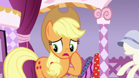 Applejack trying to find the right words S7E9