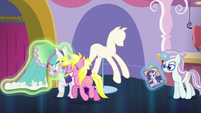 Bright Pony goes to try Tripping the Light on S5E14