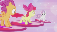 Crusaders flying on shield cutie marks S5E18
