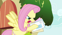 Fluttershy -he's delivered the wrong mail...- S02E19