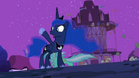 Luna 'do not run away' S2E04