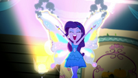 Rarity's butterfly wings catching fire SS2