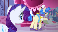 Rarity looks at Sapphire Shores S1E19