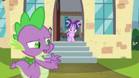 Spike appears in Starlight's flashback S6E1
