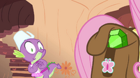 Spike sees his bounty getting away S03E11
