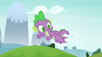 Spike waving down at Twilight S8E24