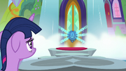 Twilight looking at the locked school S8E2