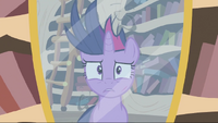 Rockstar Twilight disapproves of this hairstyle.