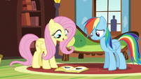 Fluttershy explaining hibernation to Rainbow S5E5