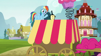 Rainbow waves at Pinkie S5E19