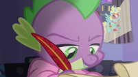 Spike focused on writing his letter S9E19