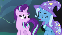 Trixie shakes her head and says "uh-uh" S7E17