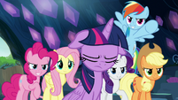 Twilight's friends inspired by Rainbow Dash S9E2