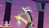 Disco ball pours out of Discord's teacup S5E7