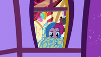 Pinkie Pie wrapped in her bed covers S8E18