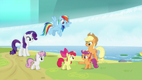 Scootaloo "we could find some more berries!" S7E16