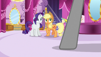 Applejack and Rarity hear Photo Finish arrive S7E9