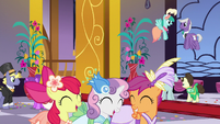 Cutie Mark Crusaders enter the Gala S5E7