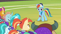 Rainbow congratulating the cheer squad S9E15